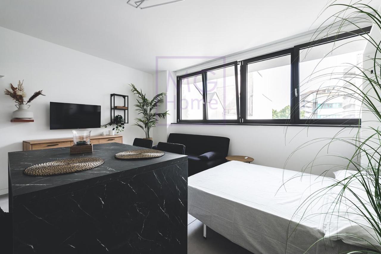 Mg Primula Apartment Милано Екстериор снимка