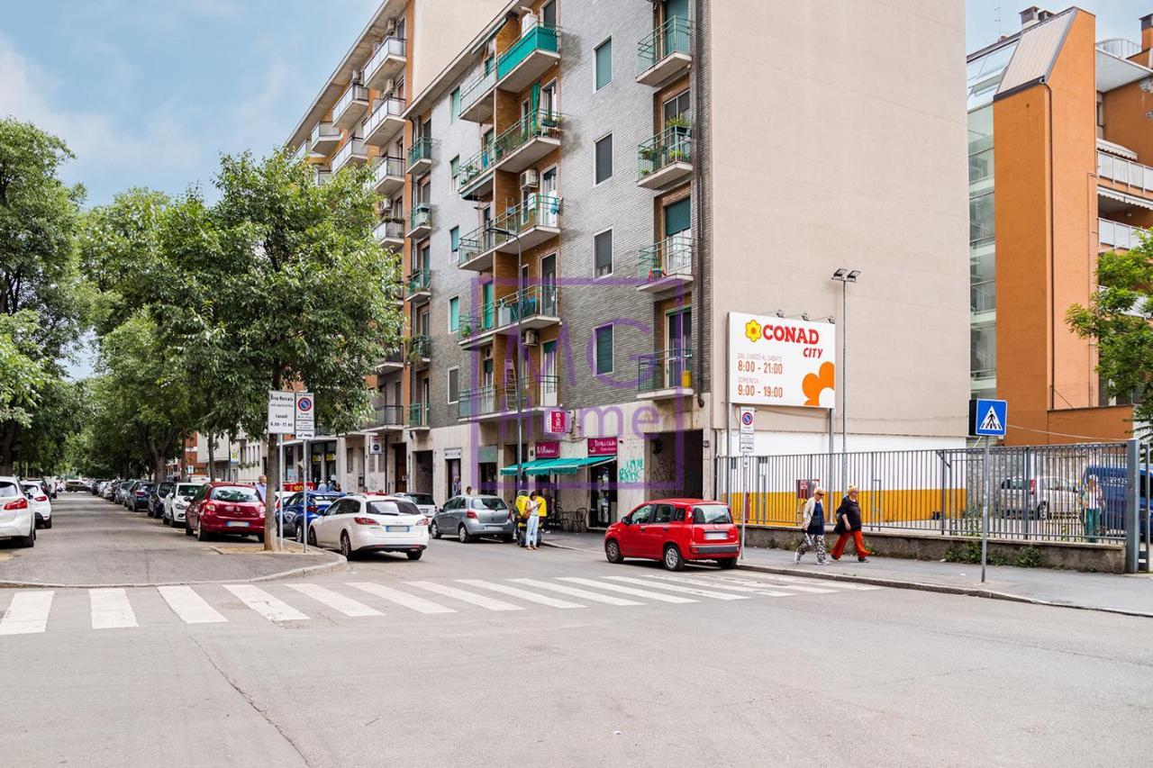 Mg Primula Apartment Милано Екстериор снимка