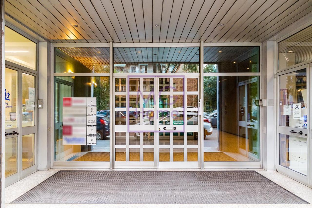 Mg Primula Apartment Милано Екстериор снимка