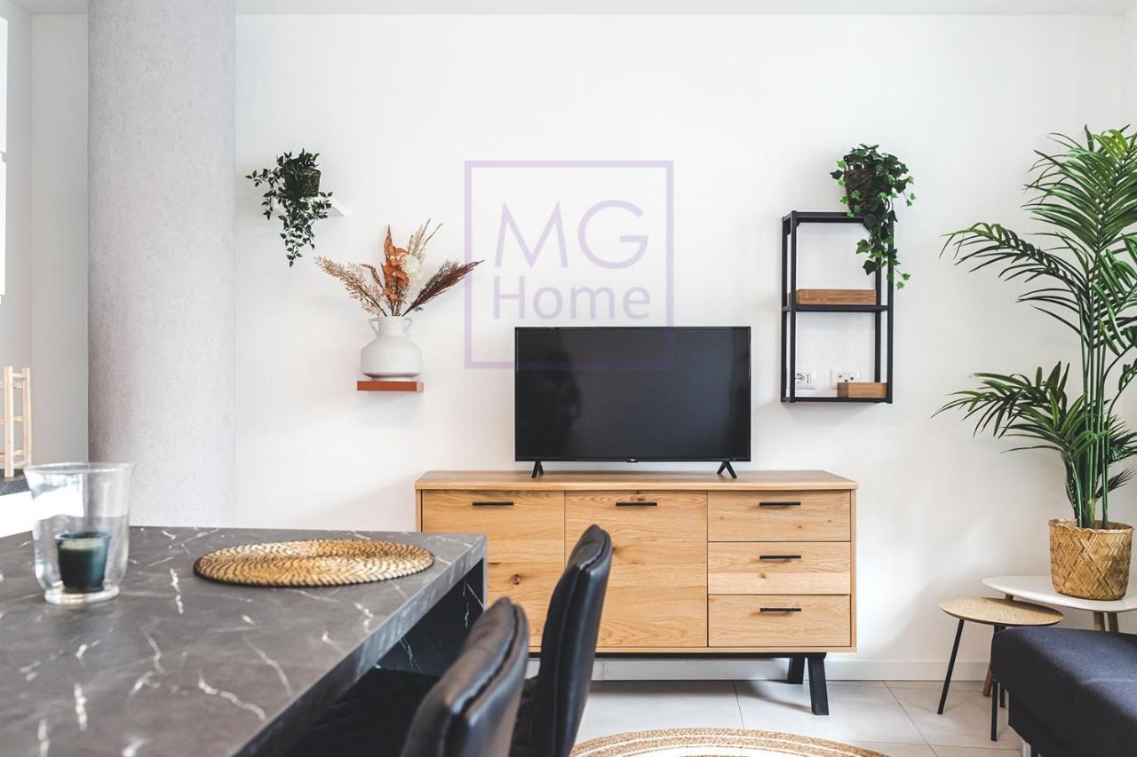 Mg Primula Apartment Милано Екстериор снимка