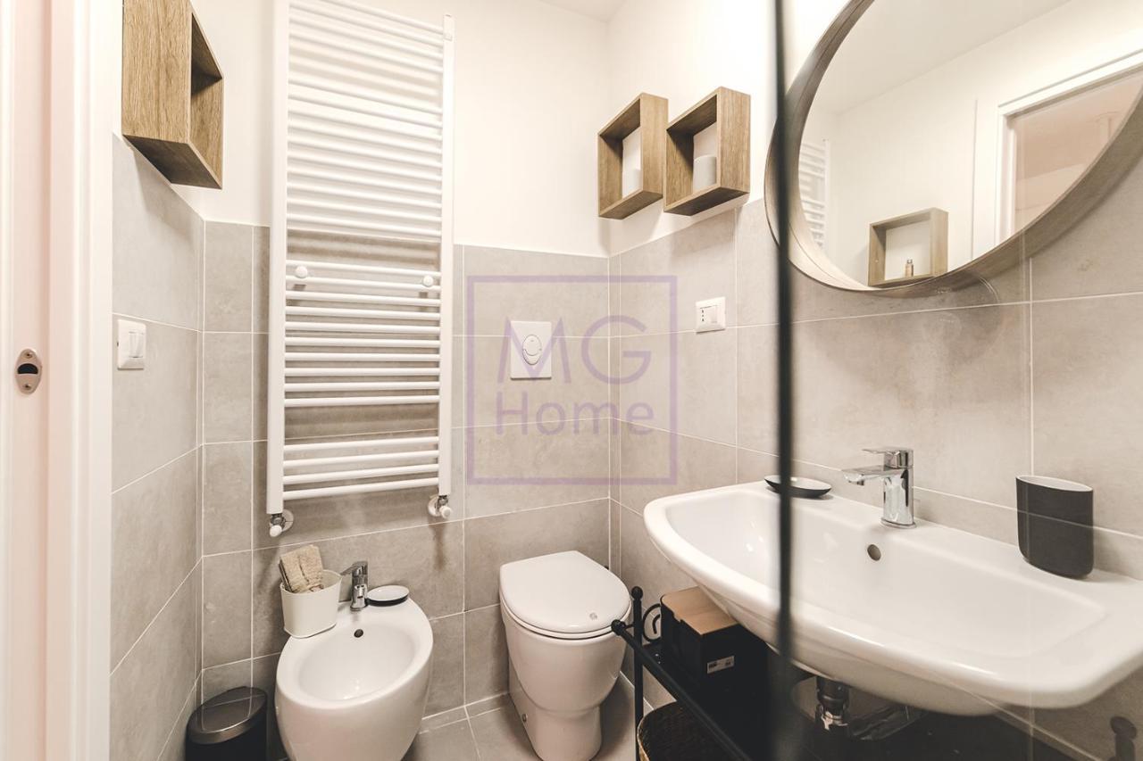 Mg Primula Apartment Милано Екстериор снимка