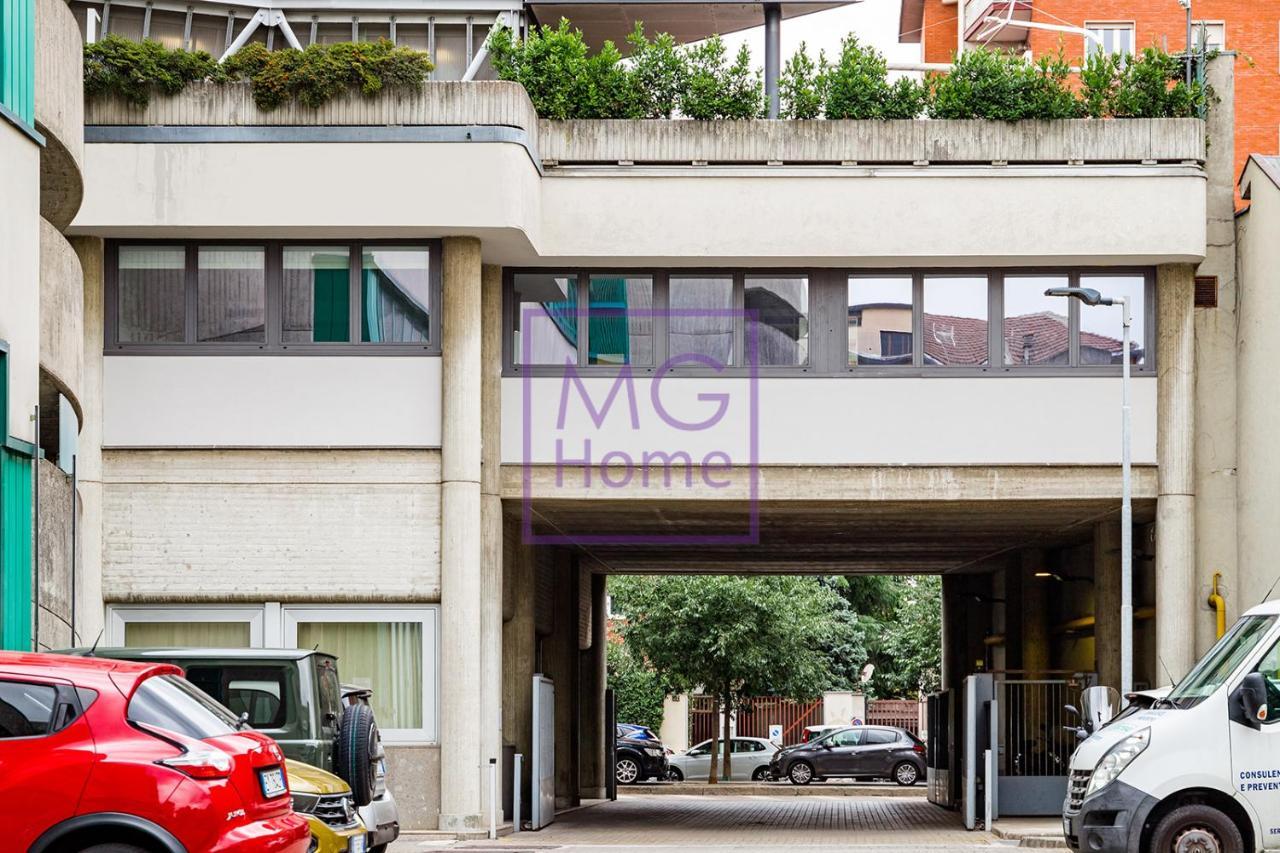 Mg Primula Apartment Милано Екстериор снимка