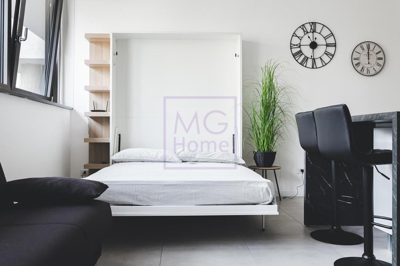 Mg Primula Apartment Милано Екстериор снимка